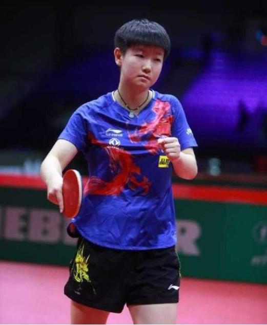 而年轻人则 而年轻人则